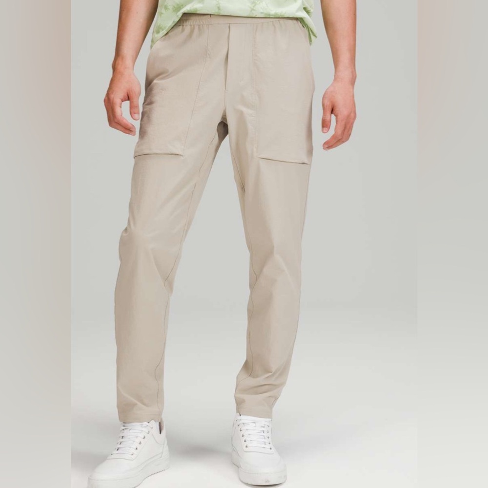 Lululemon Men’s Bowline Pant 30" Stretch Ripstop
Raw Linen Sz XL